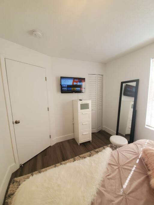 Lovely Apartment Near Brickell 1 マイアミ エクステリア 写真