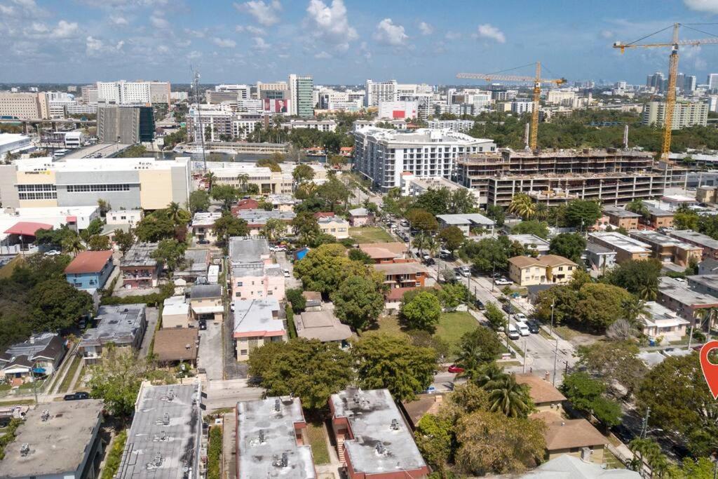 Lovely Apartment Near Brickell 1 マイアミ エクステリア 写真